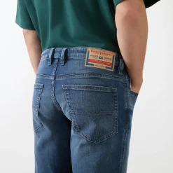 1993 D-VYL Slim Leg Jeans