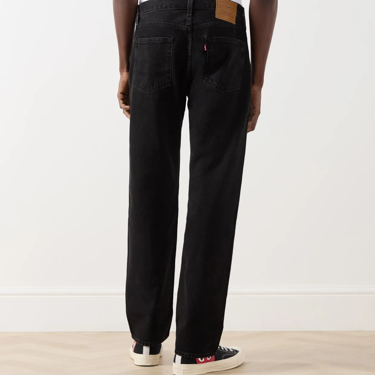 555™ Relaxed Straight Leg Jeans
