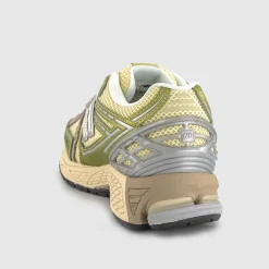 1906 Trainers
