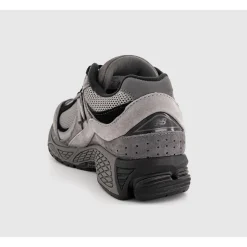 2002 Trainers