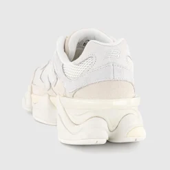 9060 Trainers
