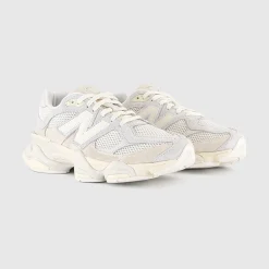 9060 Trainers