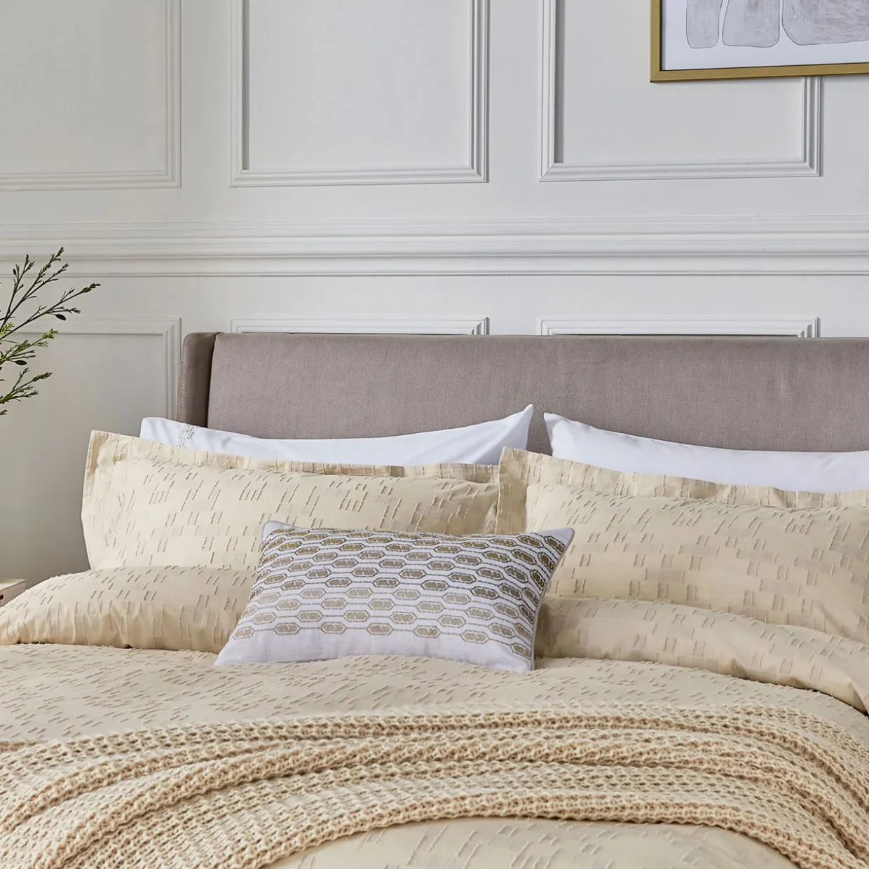 1951 Yana Duvet Set Gold
