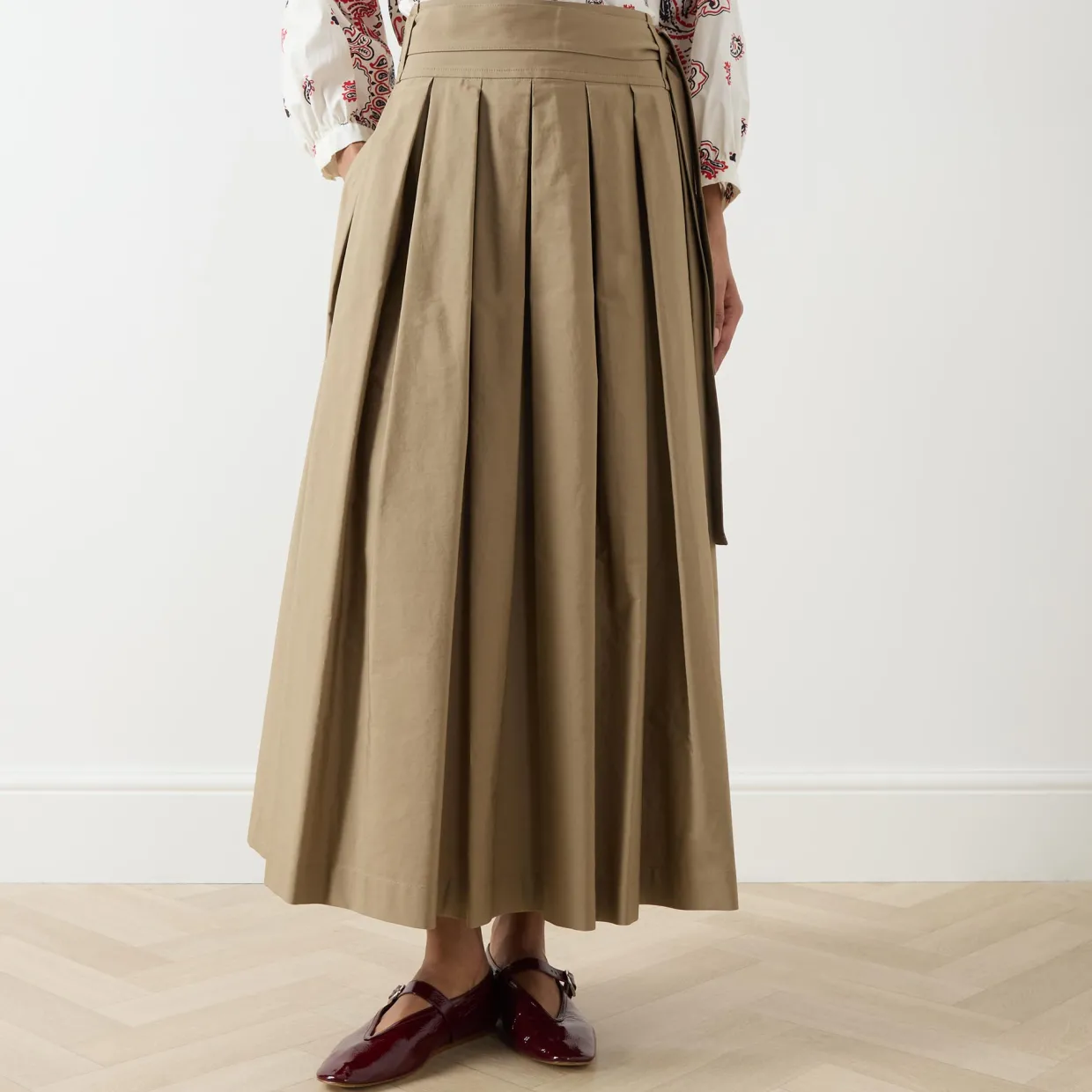 Agiate Pleated Skirt