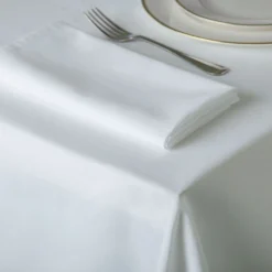 Amalfi Tablecloth White