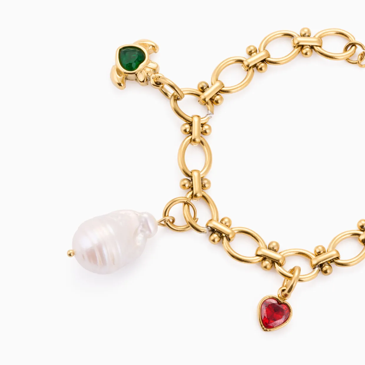Anam Heart Charm Gold