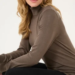 Astrid Turtleneck Sweater