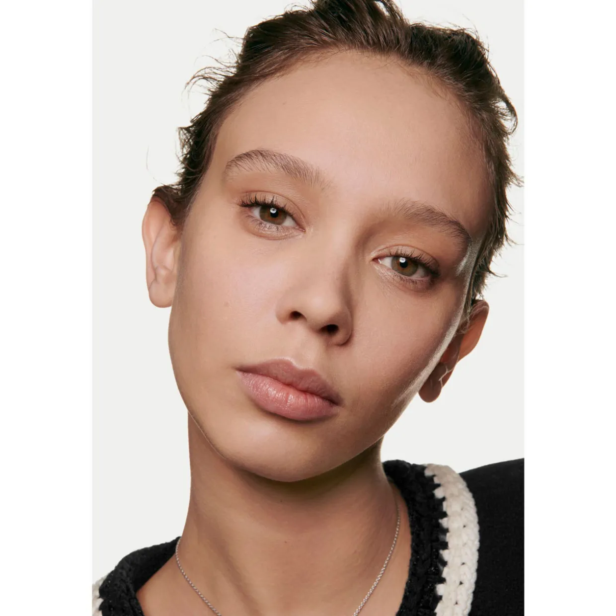 Blurring Smooth Effect Foundation