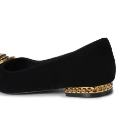 Chelsea Pointed-Toe Flats