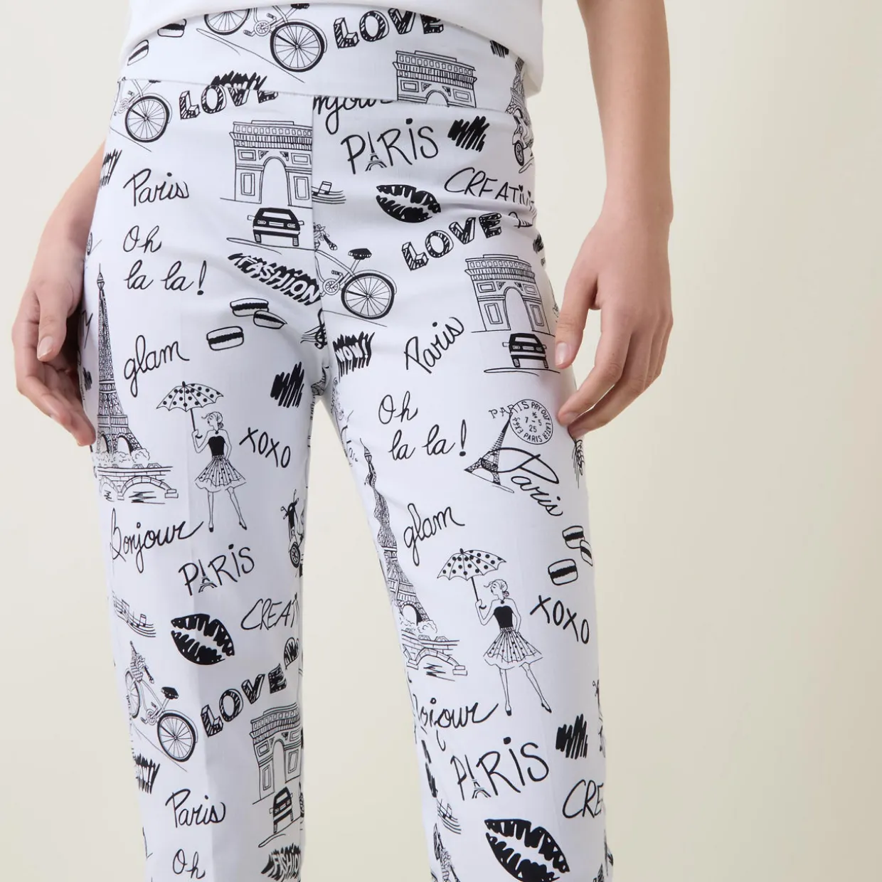 Conversational Slim Cropped Trousers