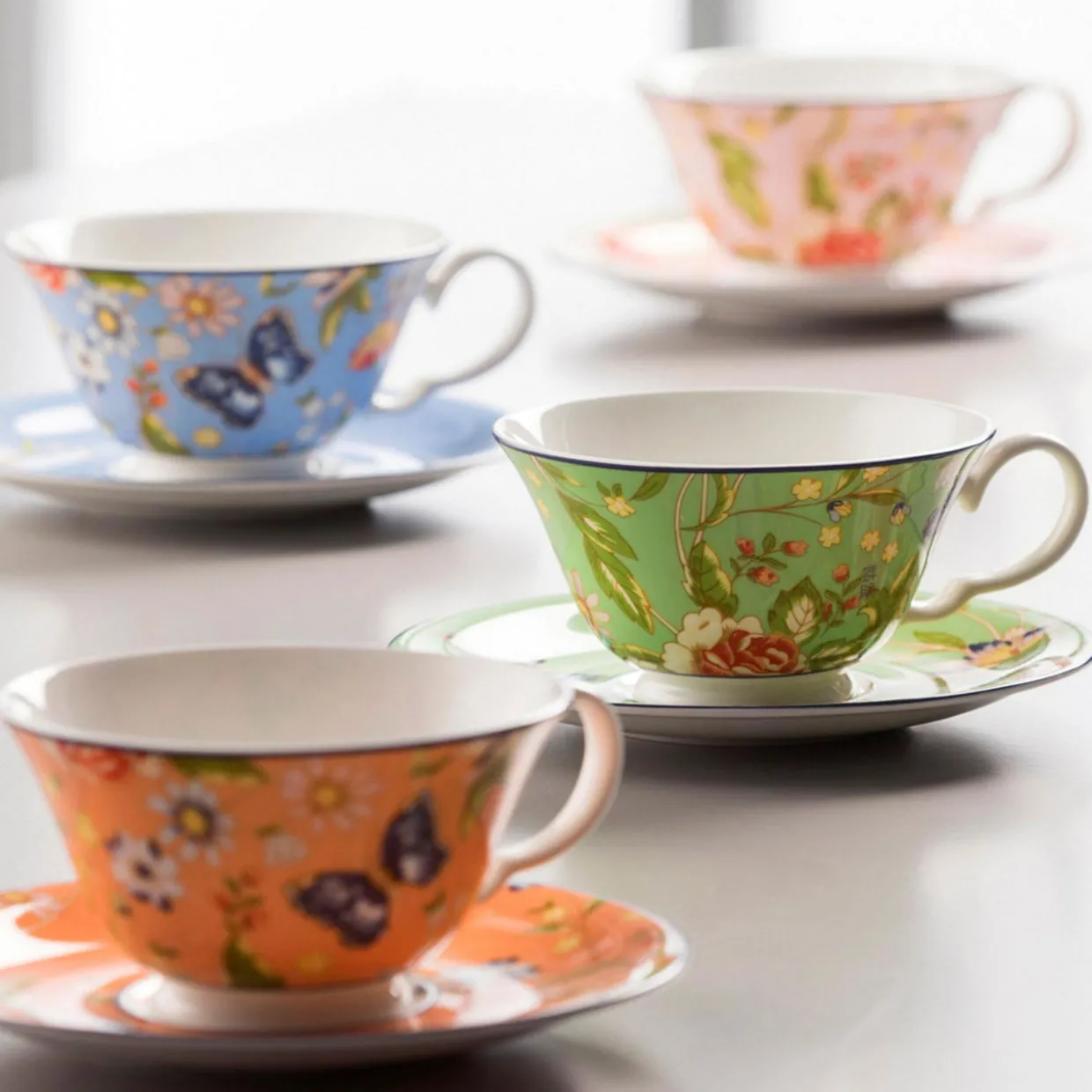 Cottage Garden Teacups & Saucers