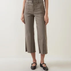 Cropped Wide Leg Jeans