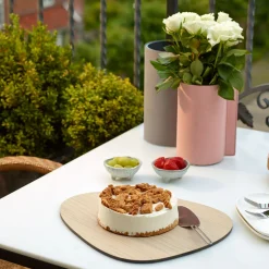 Curve Cut & Serve Board Large