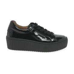 Dolly Trainers