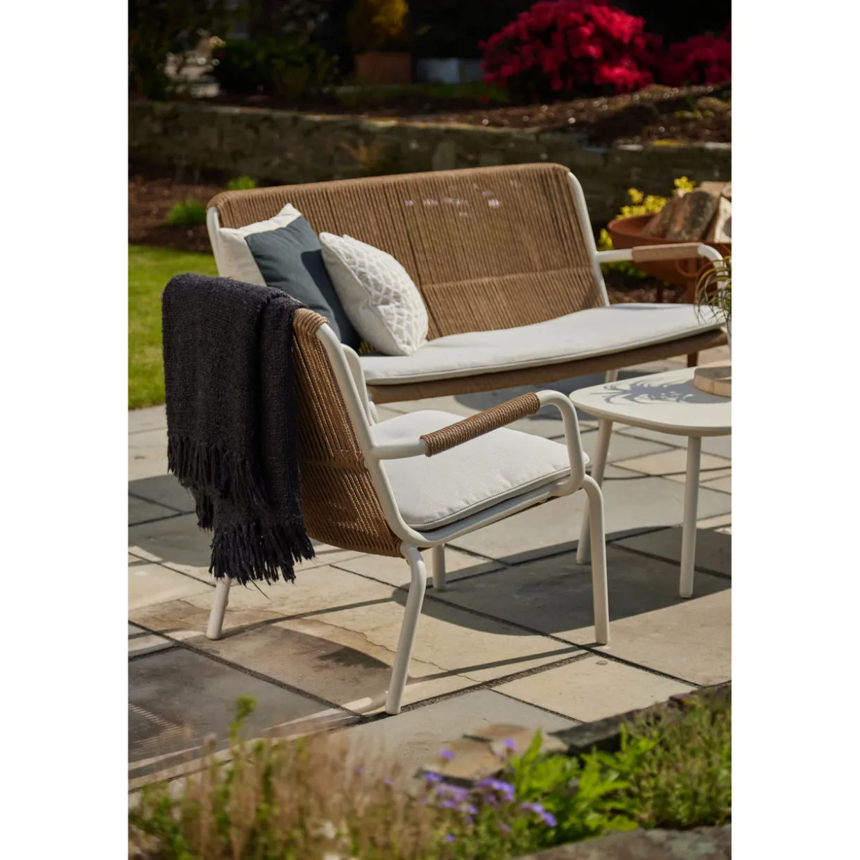 Dover Garden Lounge Set Ivory White Coconut