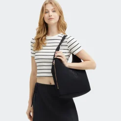 Eanna Zip Shoulder Bag