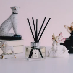 English Pear and Freesia Diffuser Refill