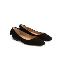 Essie Pointed Toe Flats