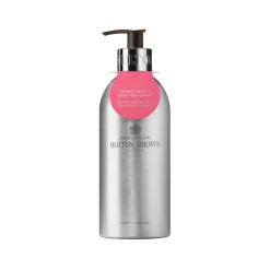 Fiery Pink Pepper Shower Gel Infinite Bottle