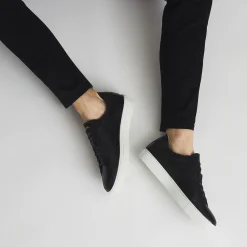 Finley Leather Trainers