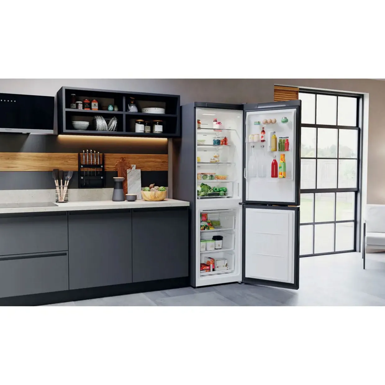Freestanding 60cm Total NoFrost Fridge Freezer 70-30