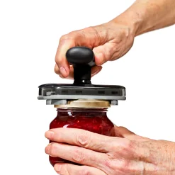Good Grips Twisting Jar Opener