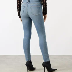 Good Legs Skinny Jeans