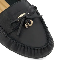 Grovers Bow Moccasins