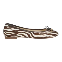 Hallo Charm Detail Ballet Flats