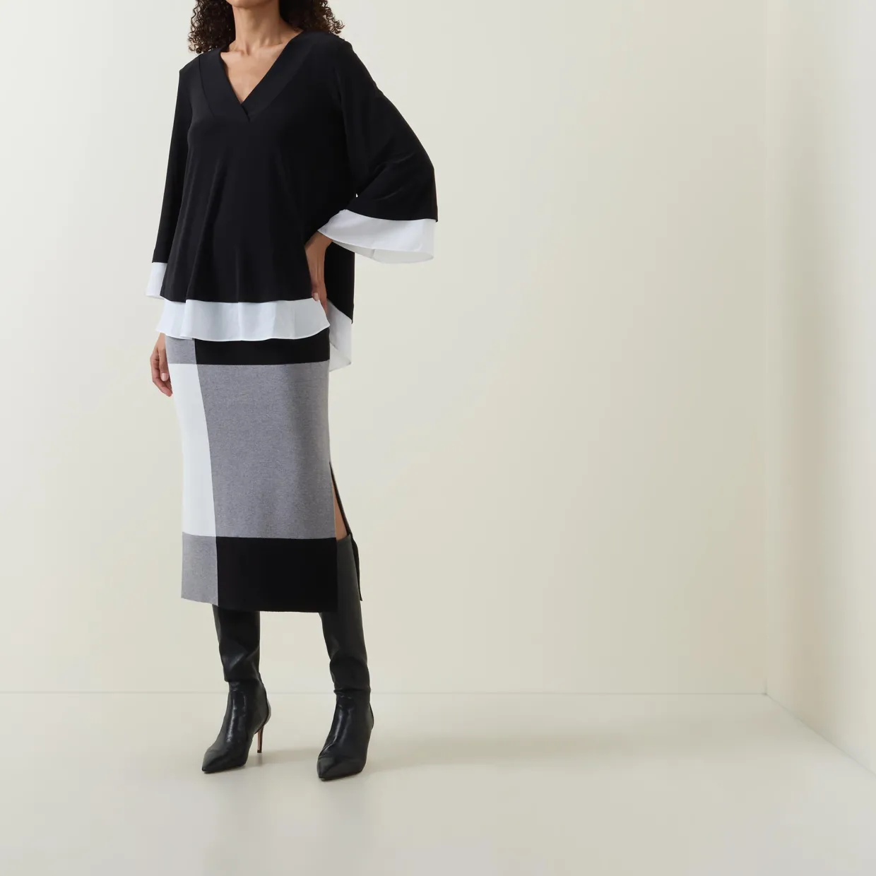 High-Rise Colour-Block Pencil Skirt