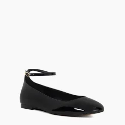 Hoop Ballet Flats