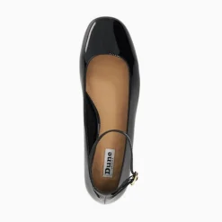 Hoop Ballet Flats