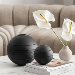 Iconic La Boule Seven-Piece Dinner Set