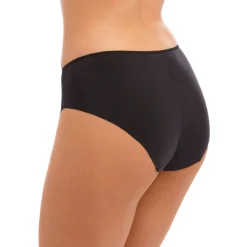 Illusion Brief