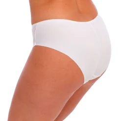 Illusion Brief