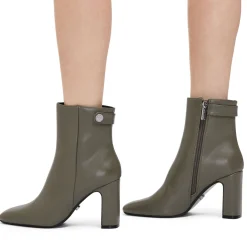 Jackpot Heeled Boots