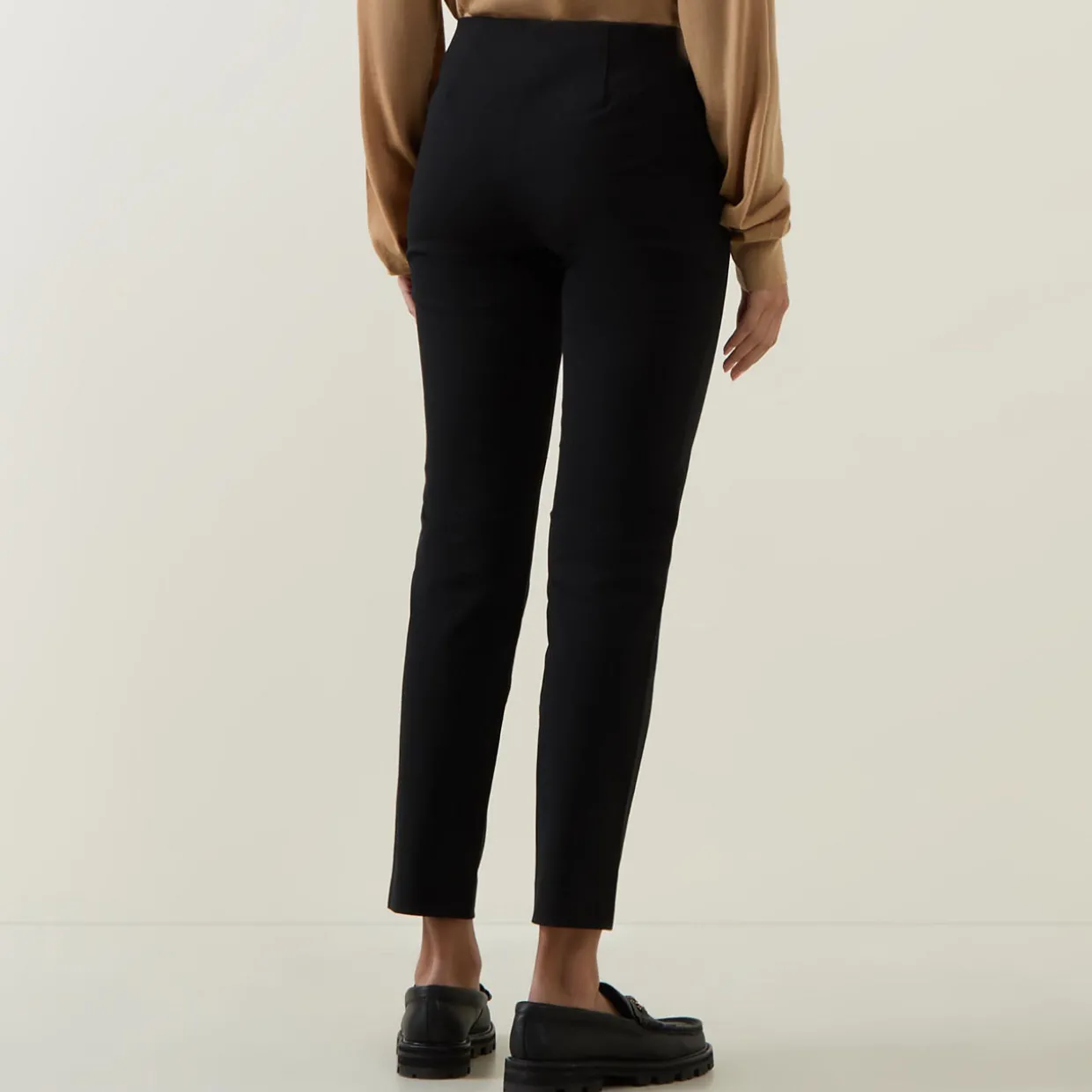 Keslina Skinny-Leg Cropped Trousers