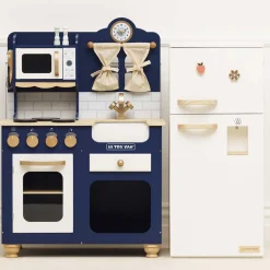 Kitchen Freestanding Fridge Freezer