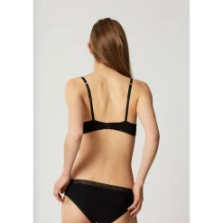 La Petite Brief