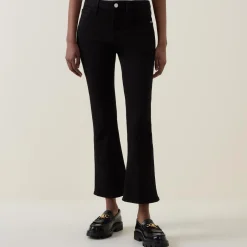 Le Crop Mini Boot Mid-Rise Jeans