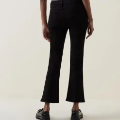 Le Crop Mini Boot Mid-Rise Jeans