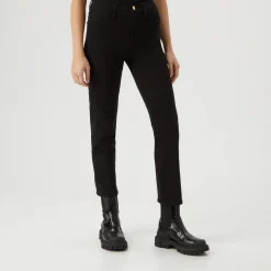 Le High Rise Slim Fit Straight Leg Jeans