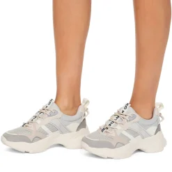 Lila Trek Trainers