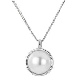 Lilia Pearl Necklace