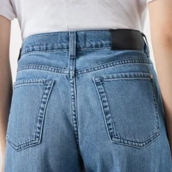 Lotta High-Rise Wide Leg Jeans