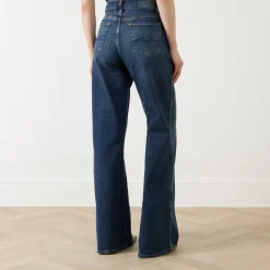 Lotta High-Rise Wide-Leg Jeans