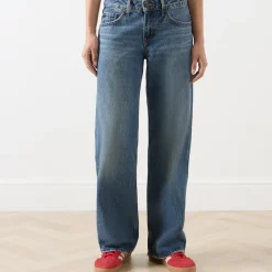 Low-Rise Wide Leg Jeans