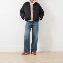 Low-Rise Wide Leg Jeans