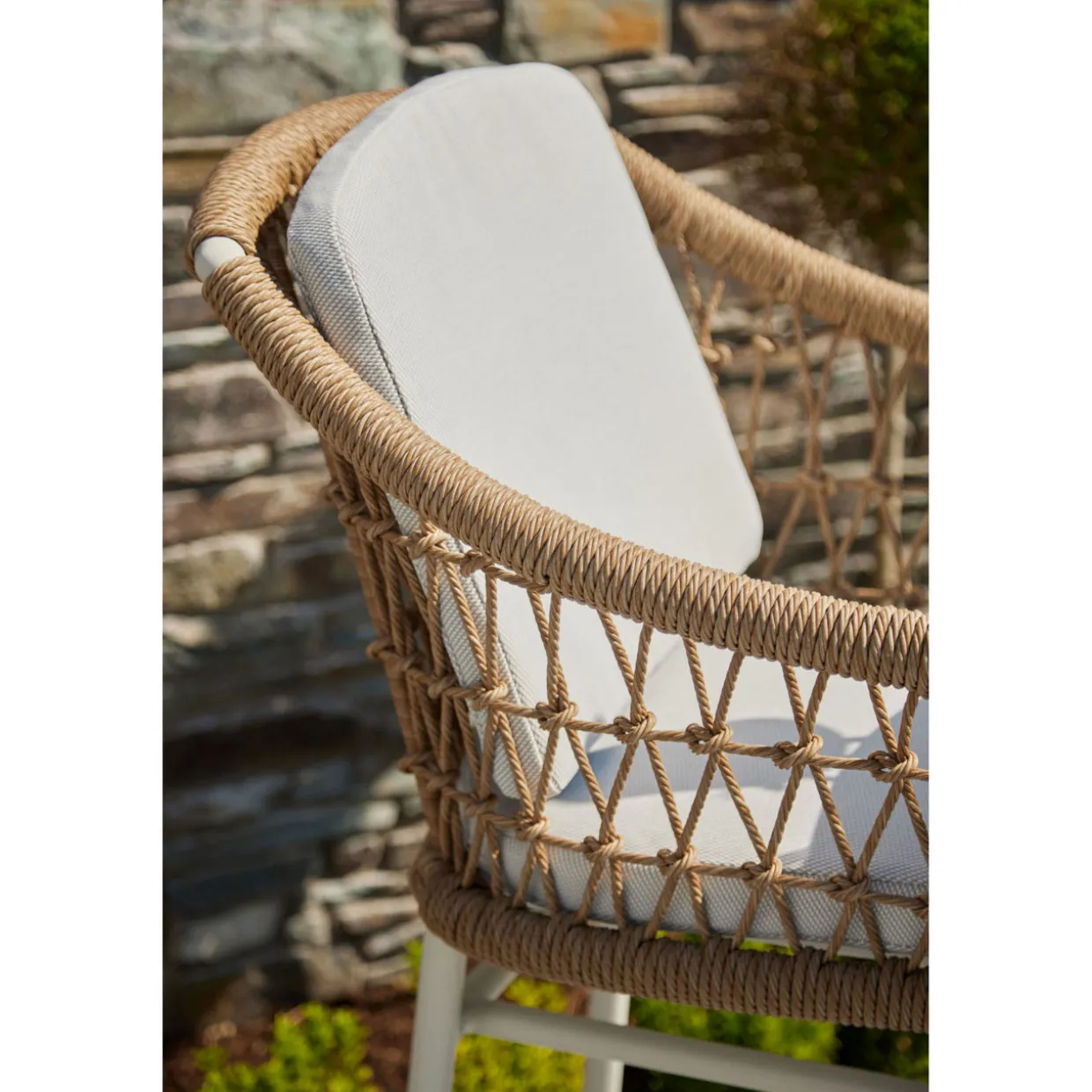 Lyon Garden Round Bar Table Set Coconut Urano Ivory