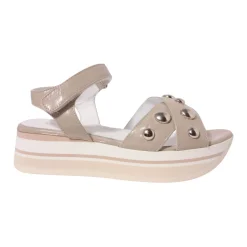 M722 Sandals